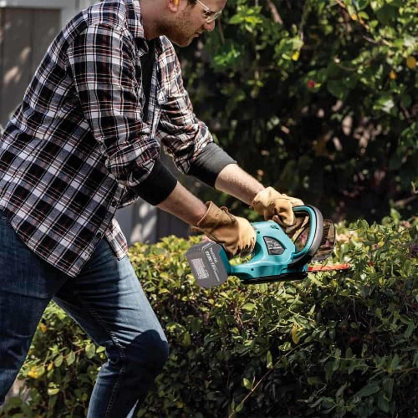 Makita DUH523Z 18V LXT Cordless Hedge Trimmer – 52cm Blade (Tool Only)
